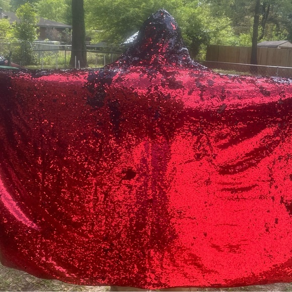 Disney store Minnie Mouse Sequin Hooded Reversible Blanket - Picture 4 of 4